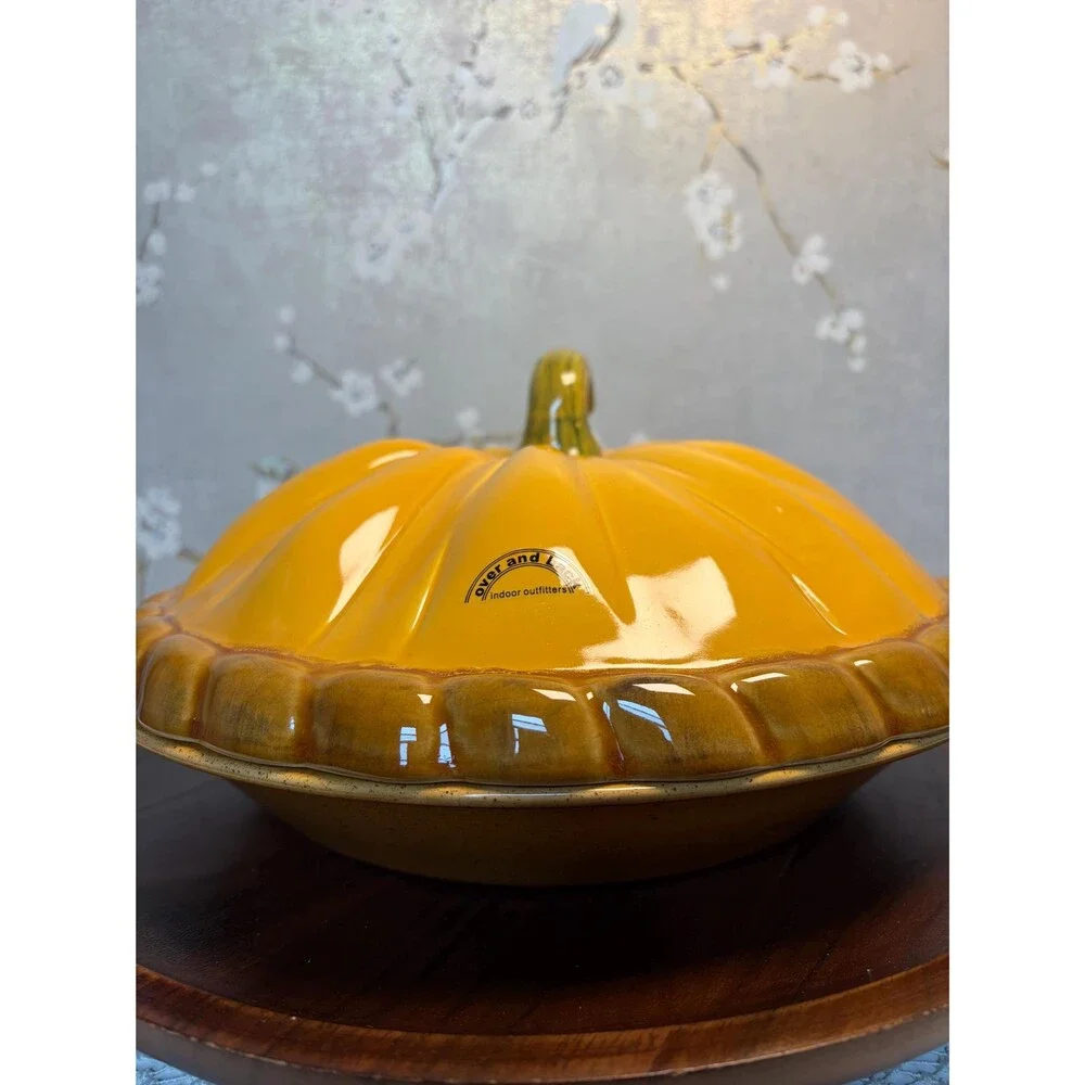 VTG Over and Back Ceramic Pumpkin Pie Dish Covered Casserole Baker Harvest Fall